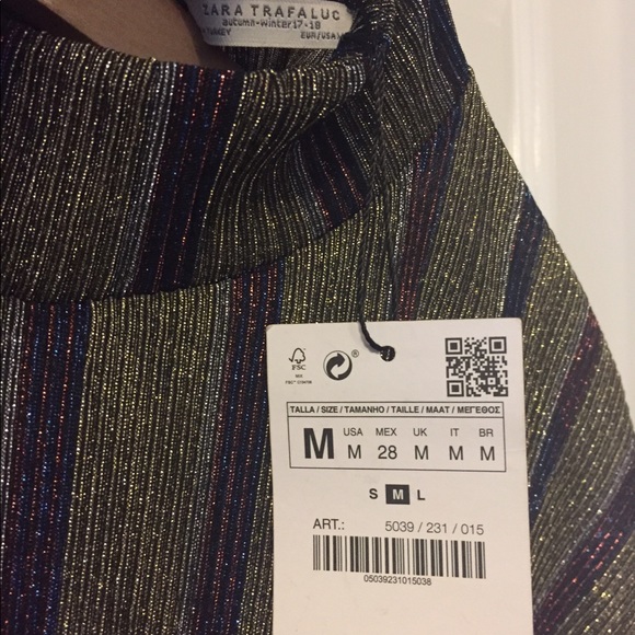 🚫SOLD🚫Zara Shimmer Striped Mock Neck Top Size M - Picture 6 of 7